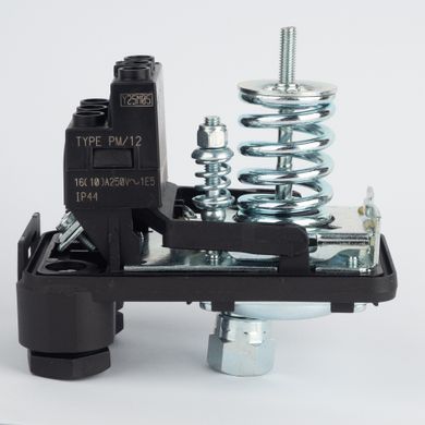 Реле тиску 3-12 бар Italtecnica PM/12G для насоса та станції, гайка 1/4"