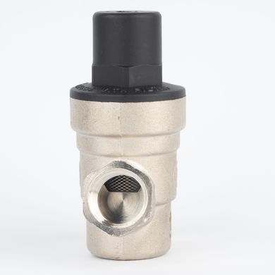 Редуктор тиску води 1/2" (1-4 бар) з фільтром SD194