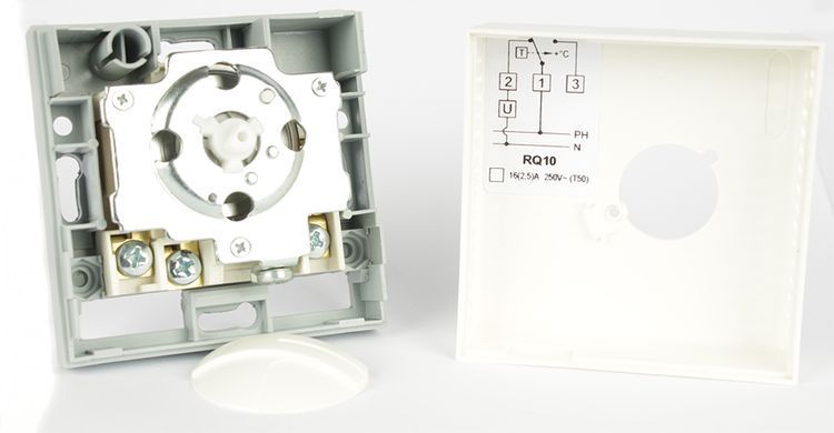 Механічний кімнатний термостат Cewal RQ 10