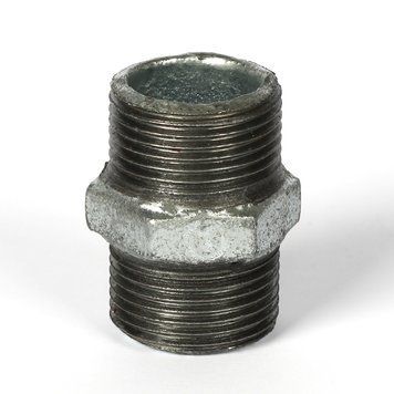 Ніпель чавунний 1 1/2" (оцинкований)